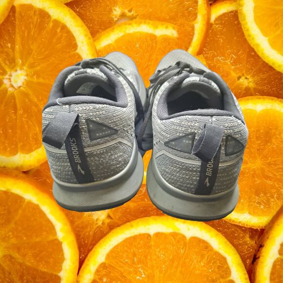 Brooks Levitate 5‎ Running Shoes Size 9 main image 6